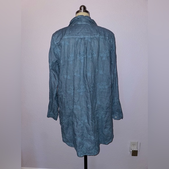 CP Shades Blue chambray embroidered Tunic Top - Picture 3 of 4